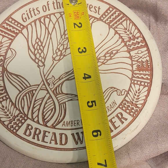 2002 Seneca Ceramics Corp. Heart Land Studios, Made in the USA Bread Warmer - Picture 9 of 11